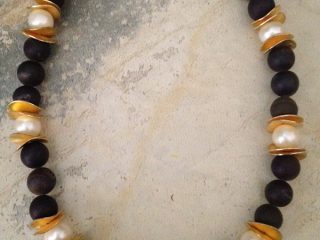 NECKLACE - Espresso Druzy quartz & freshwater luster pearls with 18kt. gold plated wavy disc beads. Beads & pearls diameter .5” - Length 18” - Item #VM10 - $360